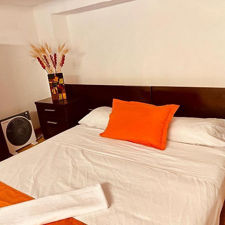 Punta Me Beautiful Apartment In The Best Location Madrid Downtown Exterior photo