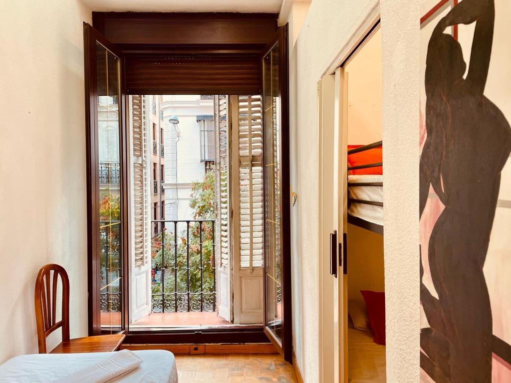 Punta Me Beautiful Apartment In The Best Location Madrid Downtown Exterior photo